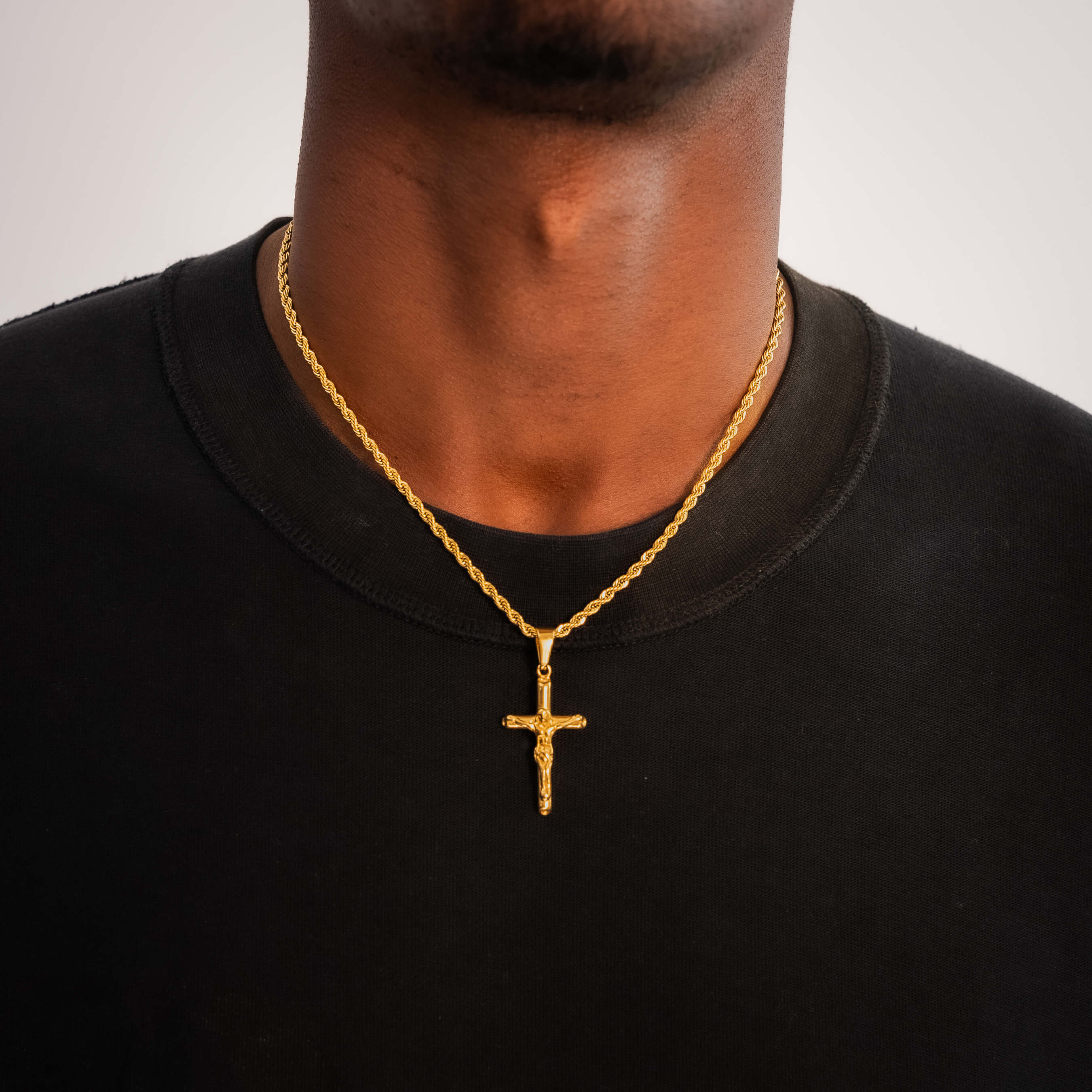 Crucifix Pendant & 3mm Rope Chain - 18K Gold – NORVEI