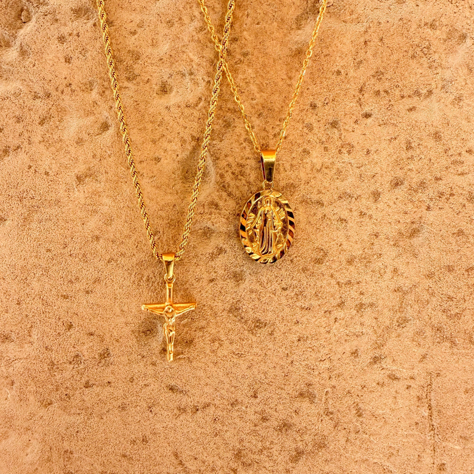 アクセサリー 24K/18K Virgin Mary Gold Pendant Virgin Mary Pendant & 3mm Cuban Chain - 18K Gold – NORVEI